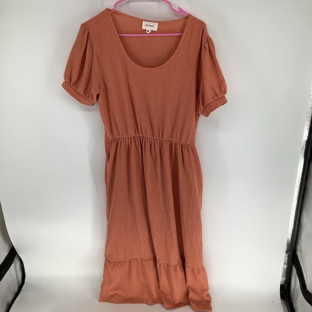 HEYSON Women's M Peach Ribbed Puff Sleeve Tiered Midi Dress